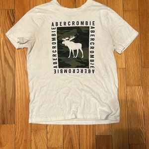 Boys Abercrombie T-shirt has a couple of stains on the underarm size 15/16